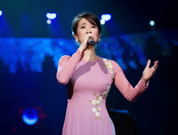 [ẢNH] Cuộc sống sau ly hôn của diva Hồng Nhung bên cặp song sinh 