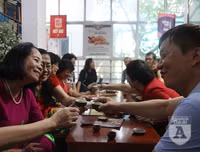 [ẢNH] Mùa thu Hà Nội có gì đặc biệt: Ẩm thực, hoa và trà