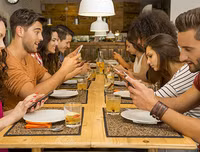[ẢNH] Smartphone đang 