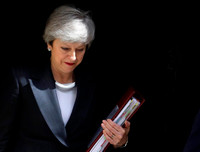 [ẢNH] Nước mắt Theresa May: Hành trình sóng gió của Thủ tướng Anh 