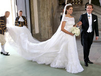 [ẢNH] Chiêm ngưỡng 12 mẫu váy cưới đẹp nhất trong lịch sử Hoàng gia các nước