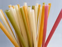 [ẢNH] Xuất hiện các kiểu ống hút ‘dị’ có thể bạn chưa từng dùng