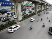 [ẢNH] Ngắm đường phố Hà Nội vắng hoe, yên ả trong ngày Giỗ tổ Hùng Vương