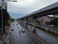 [ẢNH] Ngắm đường phố Hà Nội vắng hoe, yên ả trong ngày Giỗ tổ Hùng Vương