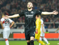 [ẢNH] Chuyển nhượng bóng đá quốc tế ngày 15-7: MU tăng giá bán Pogba