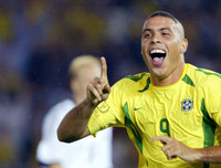 [ẢNH] Ronaldinho và những ngôi sao bóng đá Brazil 