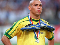 [ẢNH] Ronaldinho và những ngôi sao bóng đá Brazil 