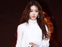 [ẢNH] Sắc vóc của những thần tượng được mệnh danh 