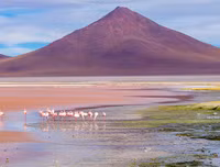 [ẢNH] Chiêm ngưỡng vẻ đẹp của những hồ nước kỳ lạ nhất thế giới