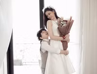 [ẢNH] Những bà mẹ đơn thân ‘nóng bỏng’ nhất làng giải trí Việt