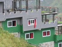 [ẢNH] Mã Pì Lèng Panorama vẫn sẽ bị dỡ bỏ dù được chủ công trình 