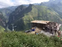 [ẢNH] Mã Pì Lèng Panorama vẫn sẽ bị dỡ bỏ dù được chủ công trình 