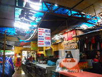 [ẢNH] Người dân tại chợ Yên Phụ đã thoát nạn trong gang tấc như thế nào?