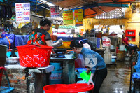 [ẢNH] Người dân tại chợ Yên Phụ đã thoát nạn trong gang tấc như thế nào?