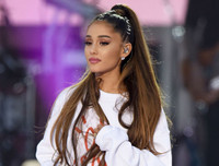 [ẢNH] Hàng loạt ngôi sao Hollywood lên tiếng sau khi người đàn ông da đen bị cảnh sát Mỹ đánh tử vong