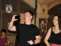 [ẢNH] Người dân Thủ đô văn minh ăn mừng sau chiến thắng Việt Nam 1-0 Malaysia