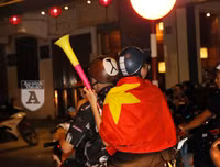 [ẢNH] Người dân Thủ đô văn minh ăn mừng sau chiến thắng Việt Nam 1-0 Malaysia