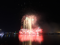 Mãn nhãn với màn pháo hoa đỉnh cao của đội Anh và Phần Lan trong đêm chung kết