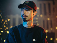 [ẢNH] Loạt MV ca nhạc không cần đầu tư tiền tỷ vẫn 