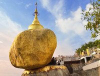 [ẢNH] Kỳ lạ những tảng đá cổ nằm chênh vênh trăm năm mà không bị đổ