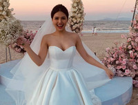 [ẢNH] Trai xinh gái đẹp showbiz hội tụ trong đám cưới 