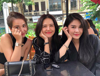 [ẢNH] Trai xinh gái đẹp showbiz hội tụ trong đám cưới 