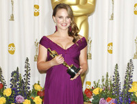 [ẢNH] Những bộ trang phục thảm đỏ Oscar ấn tượng nhất mọi thời đại