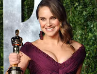 [ẢNH] Những bộ trang phục thảm đỏ Oscar ấn tượng nhất mọi thời đại