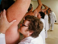 [ẢNH] Top những công việc kỳ lạ nhưng kiếm 