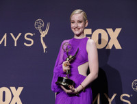 [ẢNH] Những trang phục đẳng cấp của NTK Công Trí tỏa sáng cùng sao ngoại