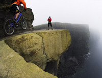 [ẢNH] Những cung đường cheo leo, nguy hiểm nhất thế giới