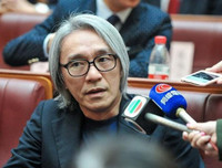 [ẢNH] Châu Tinh Trì: Chuyện đời cay đắng của ‘vua hài lập dị’ showbiz Hoa ngữ