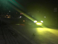 [ẢNH] Nguy hiểm khôn lường khi bật đèn pha không đúng cách