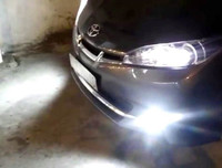 [ẢNH] Nguy hiểm khôn lường khi bật đèn pha không đúng cách