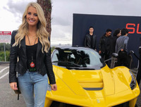 [ẢNH] Vẻ đẹp nóng bỏng của nữ tay đua quyến rũ bậc nhất làng thể thao tốc độ - Lindsay Brewer