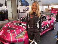 [ẢNH] Vẻ đẹp nóng bỏng của nữ tay đua quyến rũ bậc nhất làng thể thao tốc độ - Lindsay Brewer