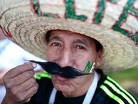 [ẢNH] Cổ động viên bóng đá mang 