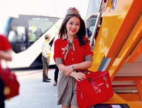 [ẢNH] Chiêm ngưỡng những mẫu đồng phục tiếp viên hàng không ấn tượng nhất thế giới