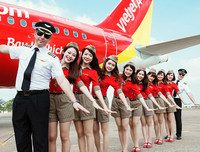 [ẢNH] Chiêm ngưỡng những mẫu đồng phục tiếp viên hàng không ấn tượng nhất thế giới