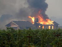 [ẢNH] Biển lửa nhấn chìm bang California Mỹ