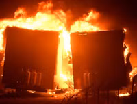 [ẢNH] Biển lửa nhấn chìm bang California Mỹ