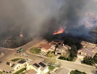 [ẢNH] Biển lửa nhấn chìm bang California Mỹ