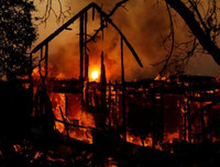 [ẢNH] Biển lửa nhấn chìm bang California Mỹ