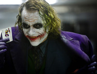[ẢNH] Joaquin Phoenix liệu có tiếp nối thành công của Joker các đời trước?