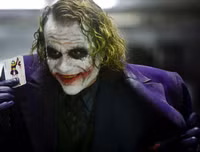 [ẢNH] Joaquin Phoenix liệu có tiếp nối thành công của Joker các đời trước?