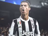 [ẢNH] Chuyển nhượng bóng đá quốc tế ngày 1-8: Cristiano Ronaldo thúc giục Juventus chiêu mộ Lukaku