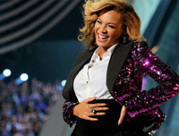 [ẢNH] Bóc giá quà Giáng sinh của Sao Hollywood để đo 