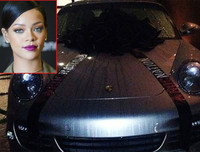 [ẢNH] Bóc giá quà Giáng sinh của Sao Hollywood để đo 