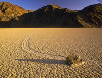 [ẢNH] Giải mã bí ẩn về những hòn đá 