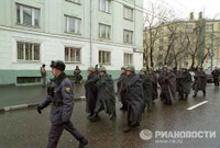 [ẢNH] Nhìn lại vụ khủng bố con tin tại nhà hát Dubrovka: Những khuôn hình đầy ám ảnh đối với người Nga